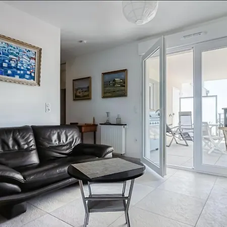 Apartament Ocean 215 *